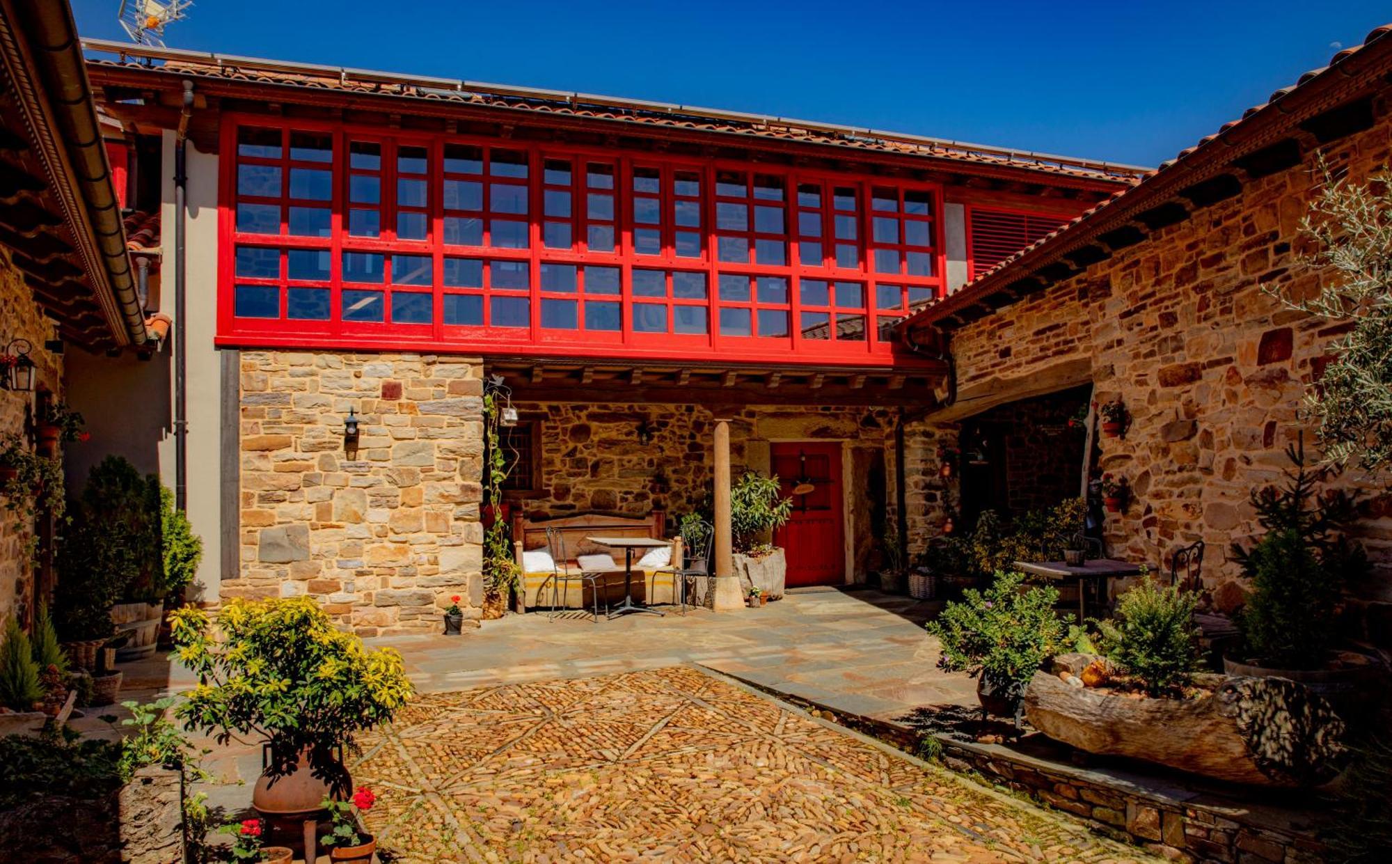 Via Avis Guest House Santa Catalina de Somoza ภายนอก รูปภาพ