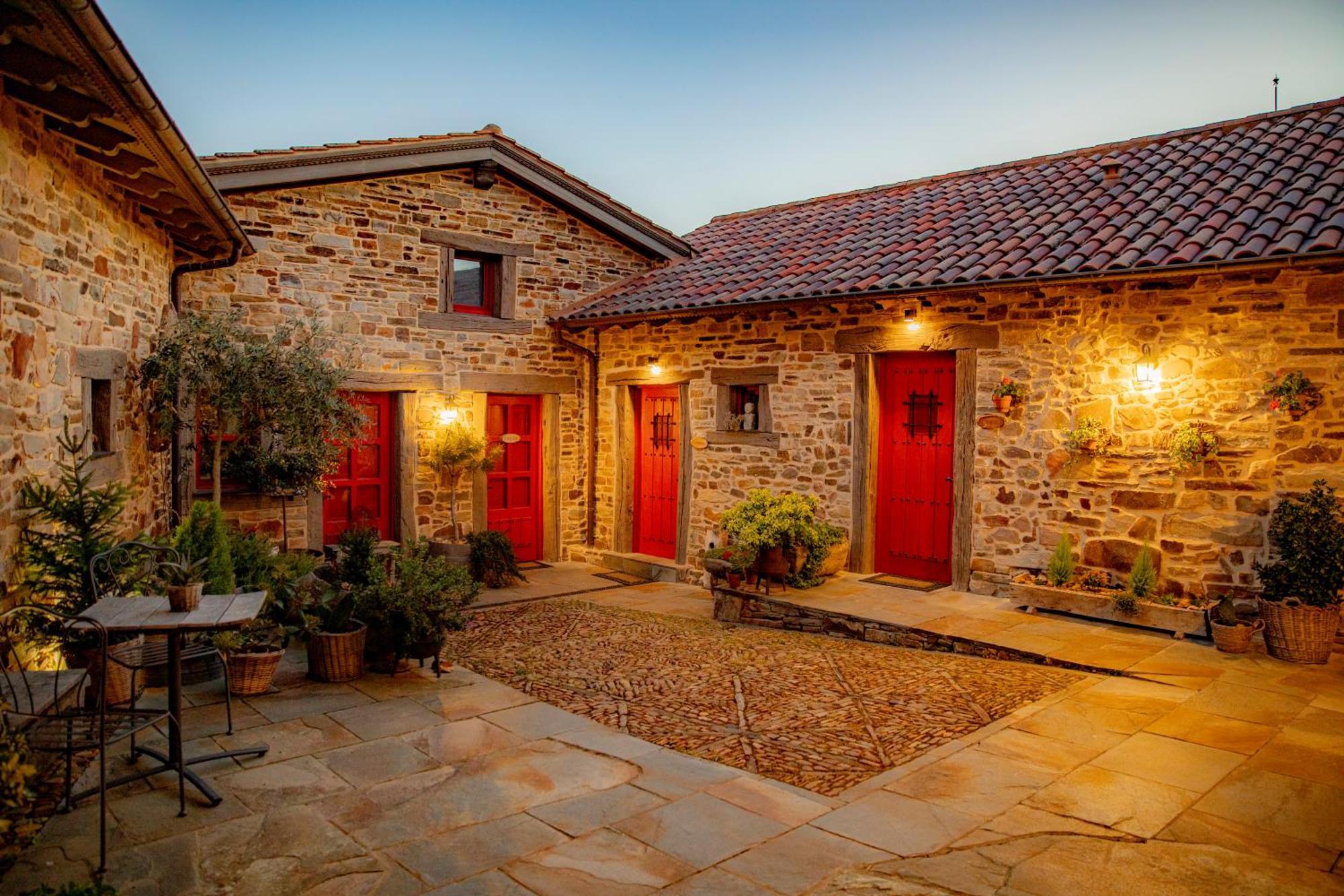 Via Avis Guest House Santa Catalina de Somoza ภายนอก รูปภาพ