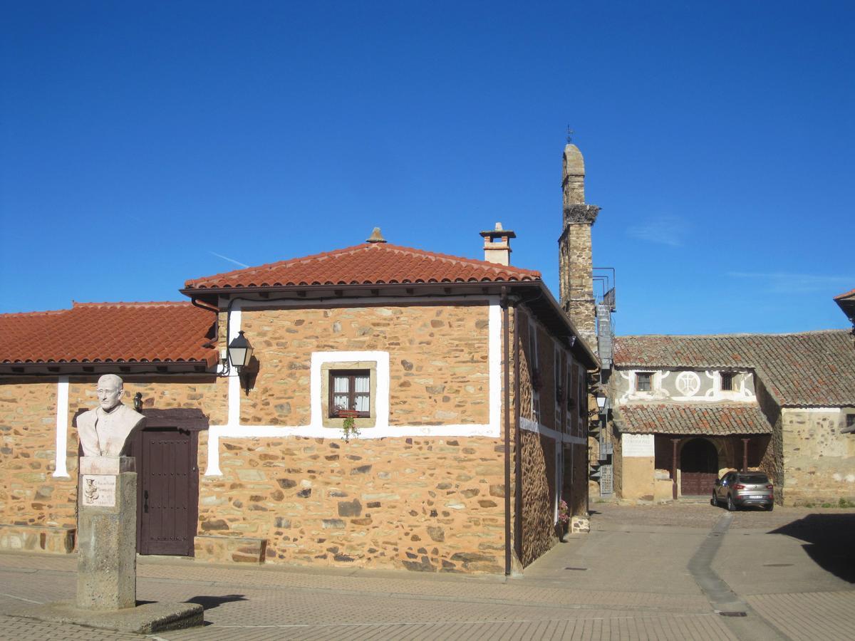 Via Avis Guest House Santa Catalina de Somoza ภายนอก รูปภาพ